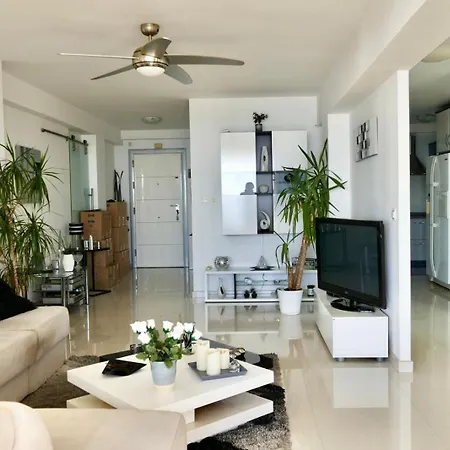 Apartment En Calle Al Andalus 7e
